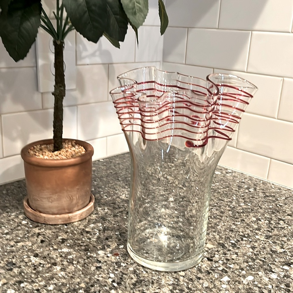 Vintage Handcrafted Clear Glass Handkerchief Style Vase w/Red String Accent Mint